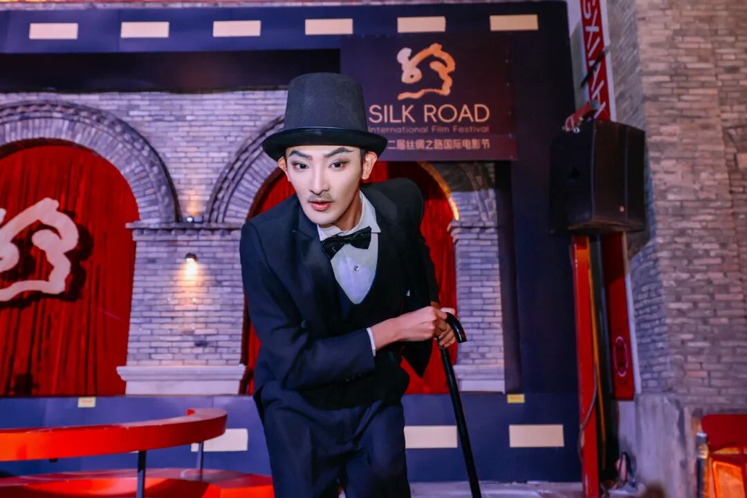 1758561190415407.jpg T4.jpg