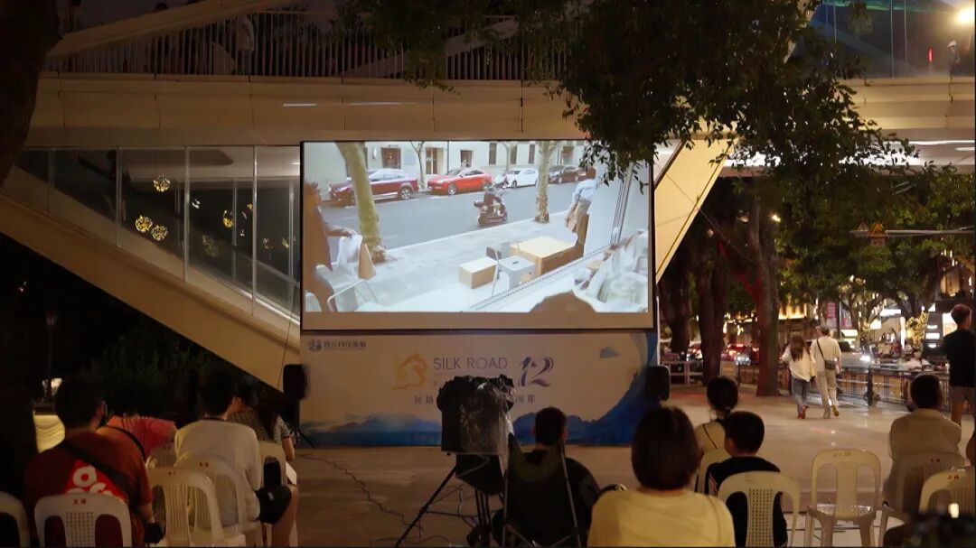 1758593456385383.jpg T2.jpg